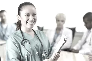 Lee más sobre el artículo Las habilidades y cualidades que necesita para ser asistente médico