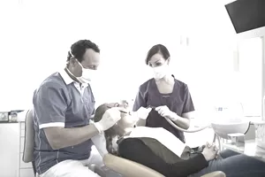 En este momento estás viendo Cómo responder las preguntas de la entrevista del asistente dental