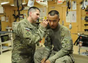 Lee más sobre el artículo Cómo convertirse en asistente médico en el ejército