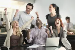 Lee más sobre el artículo Cómo mejorar la satisfacción de los empleados en el lugar de trabajo