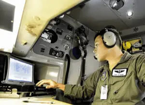 Lee más sobre el artículo Ingeniero de vuelo 1A1X1: trabajos para alistados en la Fuerza Aérea