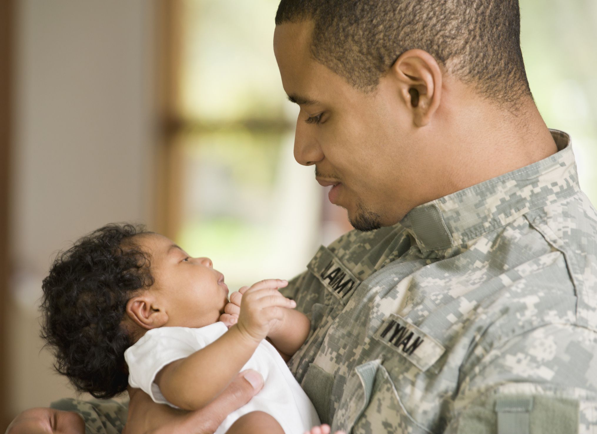En este momento estás viendo Licencia por paternidad del ejército