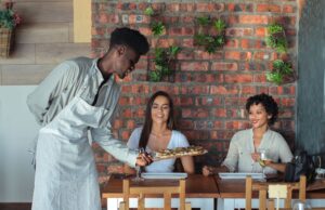 Lee más sobre el artículo Cómo conseguir un trabajo de camarero