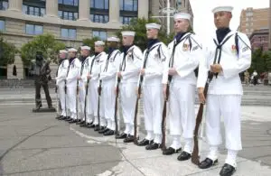 Lee más sobre el artículo Guardia Ceremonial de la Marina de los EE. UU.
