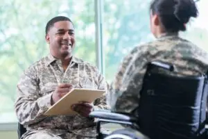 Lee más sobre el artículo Descripciones y requisitos de trabajos médicos del ejército