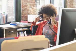 Lee más sobre el artículo Cómo su empleador puede escuchar y grabar legalmente sus llamadas telefónicas
