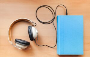 Lee más sobre el artículo Cómo autoeditar un audiolibro: ideas y consejos