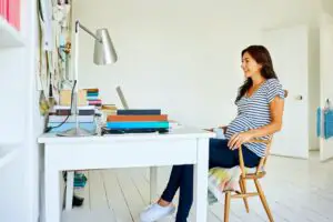 Lee más sobre el artículo Trabajos desde casa para mujeres embarazadas