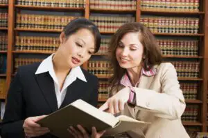 Lee más sobre el artículo Trabajando en un bufete de abogados de práctica privada