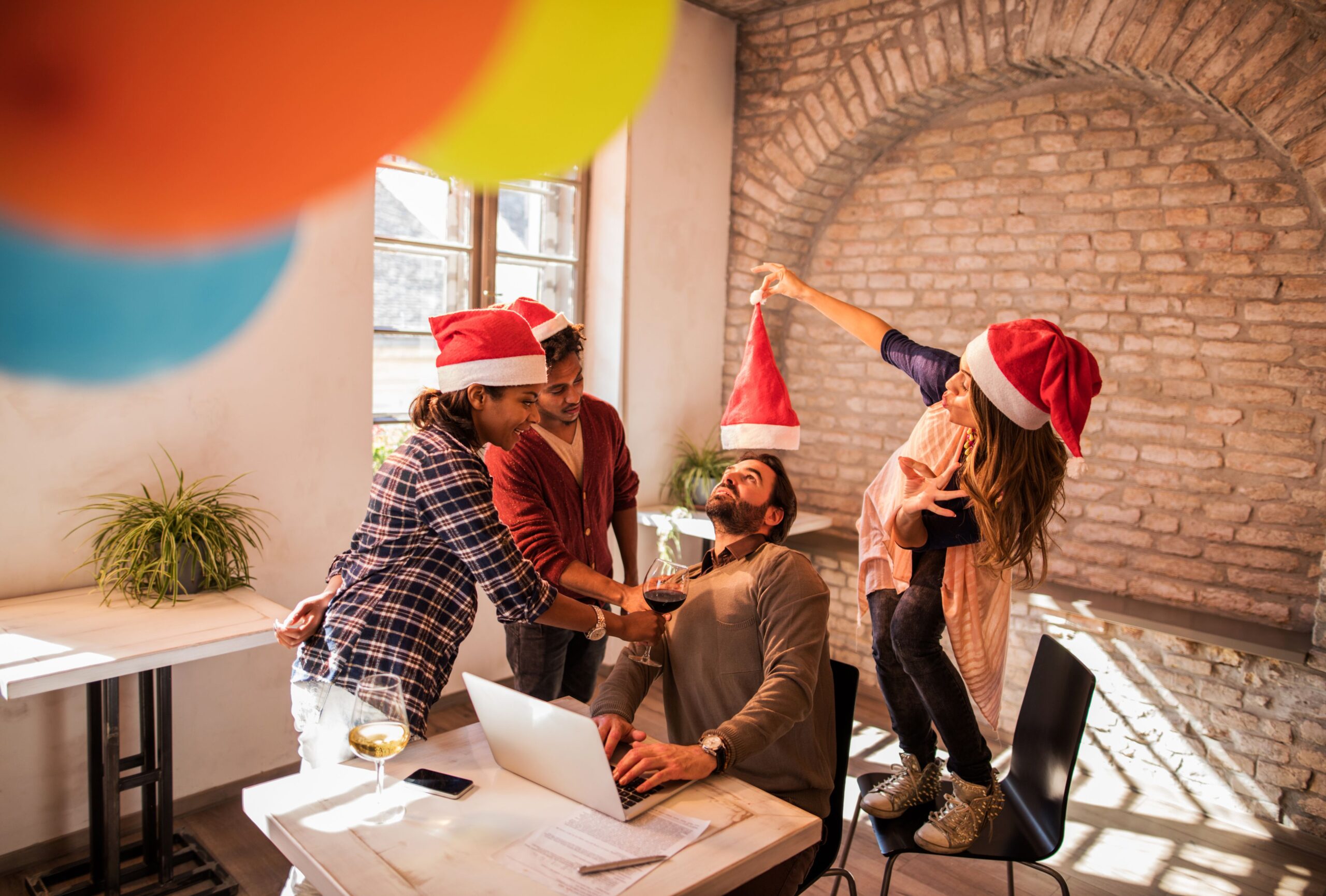 En este momento estás viendo Cómo reducir la responsabilidad del empleador en las fiestas navideñas