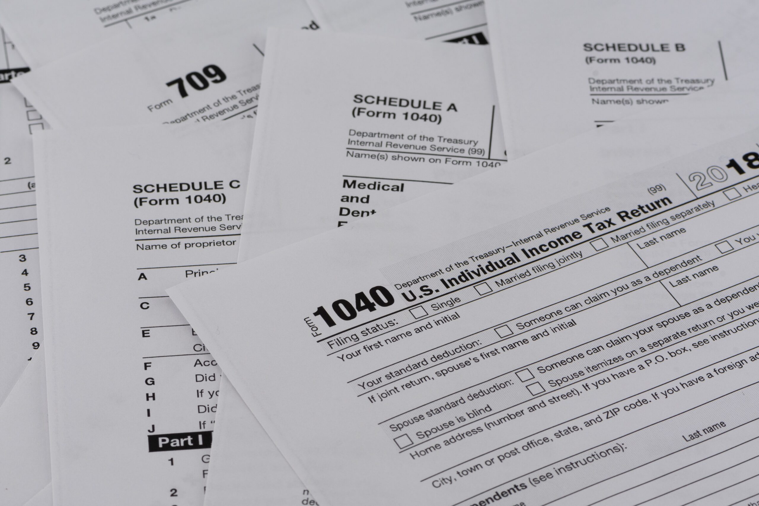 En este momento estás viendo Cómo encontrar y solicitar trabajos en el Servicio de Impuestos Internos (IRS)